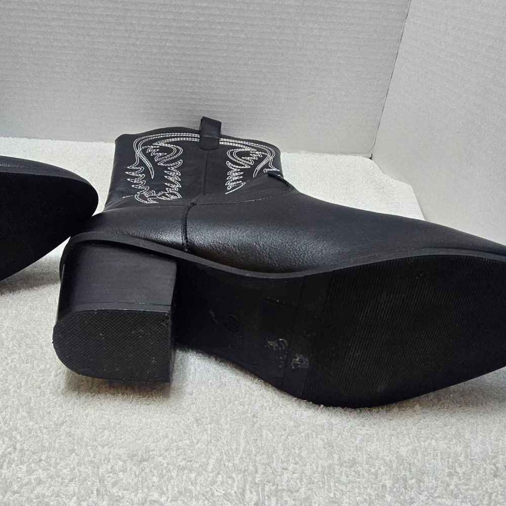 Women's Unbranded Black and White Heeled Cowboy Boots Size 9 - Picture 7 of 10